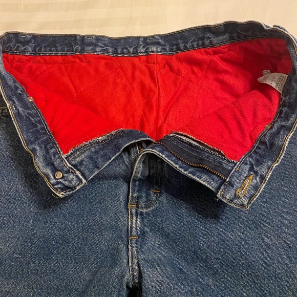 Wrangler Relaxed Fit Rugged Wear Blue Jeans with Red Comfort Lining w38 x 32 EUC - Picture 3 of 8